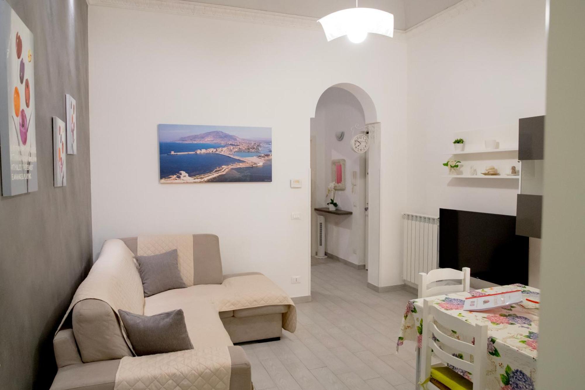 Casa Vacanze La Coccinella Trapani Exterior photo